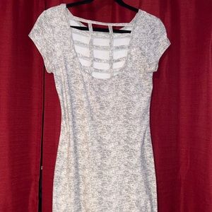 Grey comfy short sleeve dress !